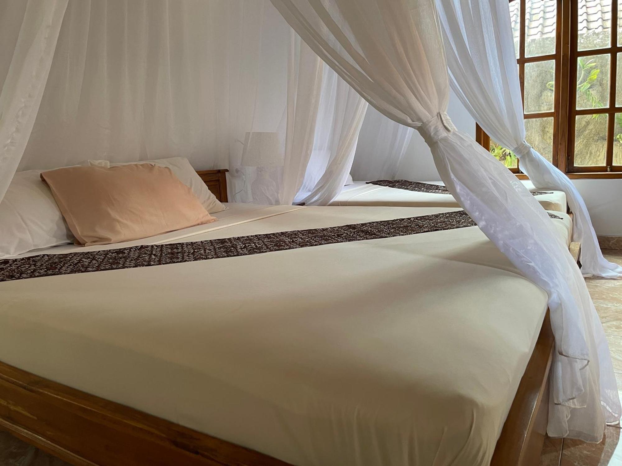 Hotel Kubu Elsa Bali Lovina Pokoj fotografie